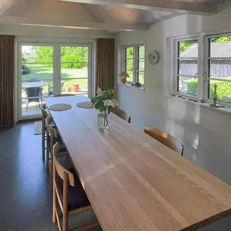 Holiday home Lovely In With Wifi *